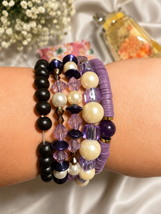 Jewelry - Stacked Purple Pearl and Bead Women’s Bracelet Set